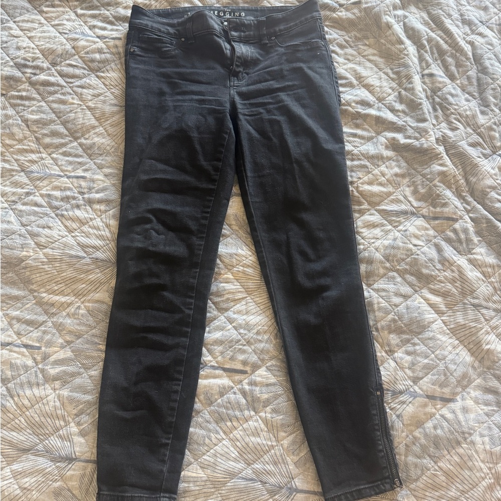 White House Black Market Dark Jeggings